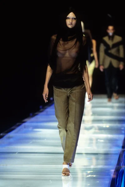 Look 17